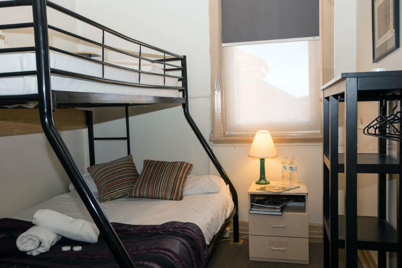 Delatite Hotel Mansfield Eksteriør billede